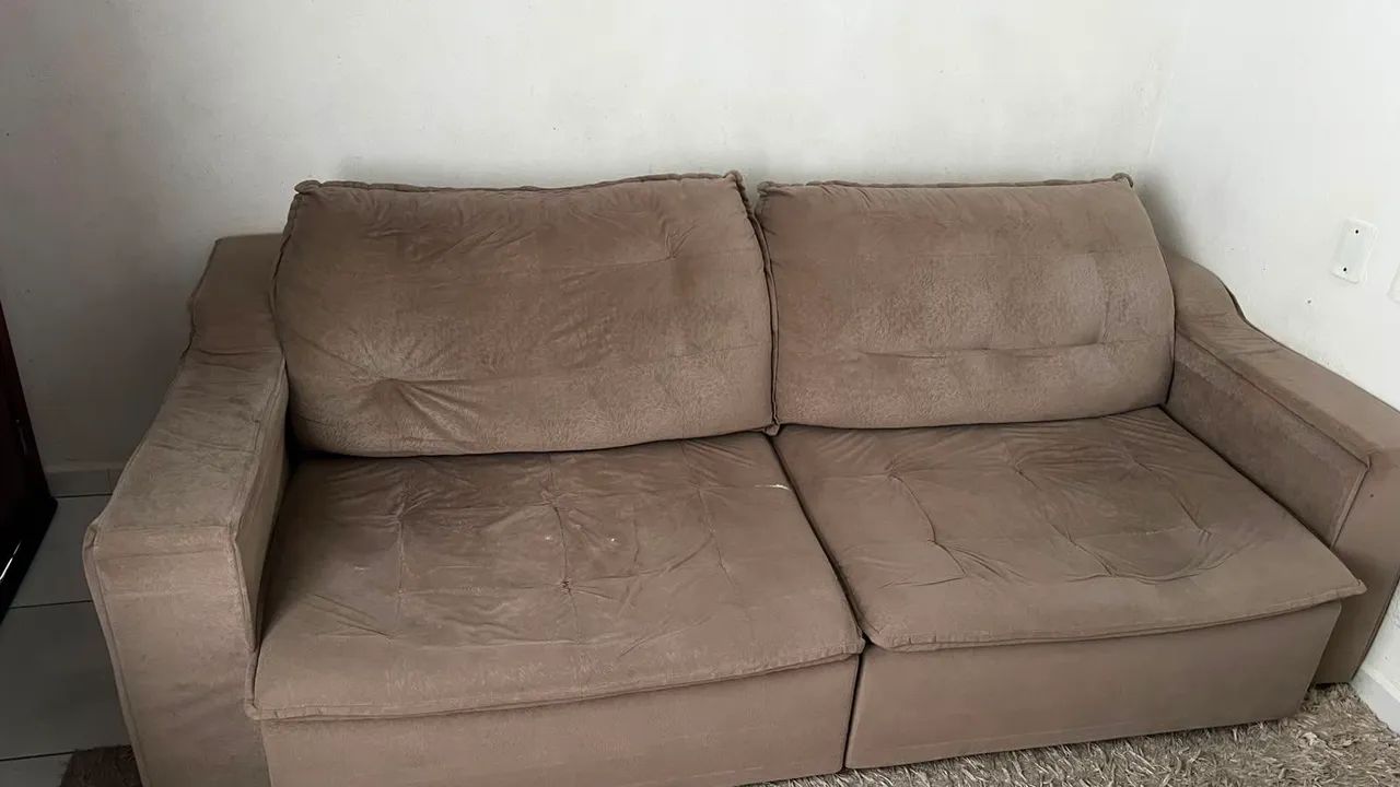 Vende-se sofá retrátil de 4 lugares  - Foto 3