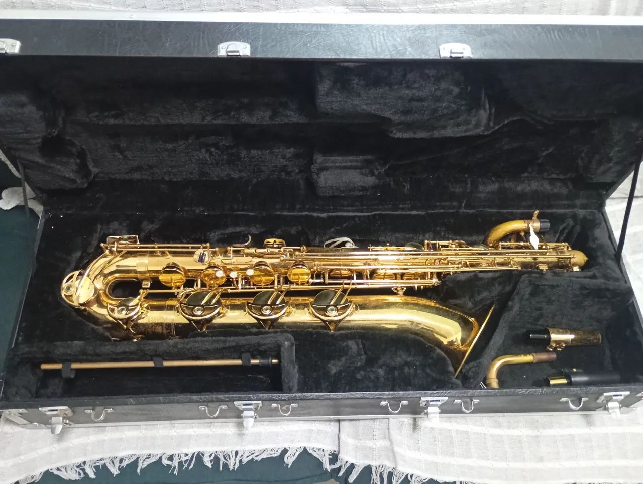 SAXOFONE BARÍTONO 