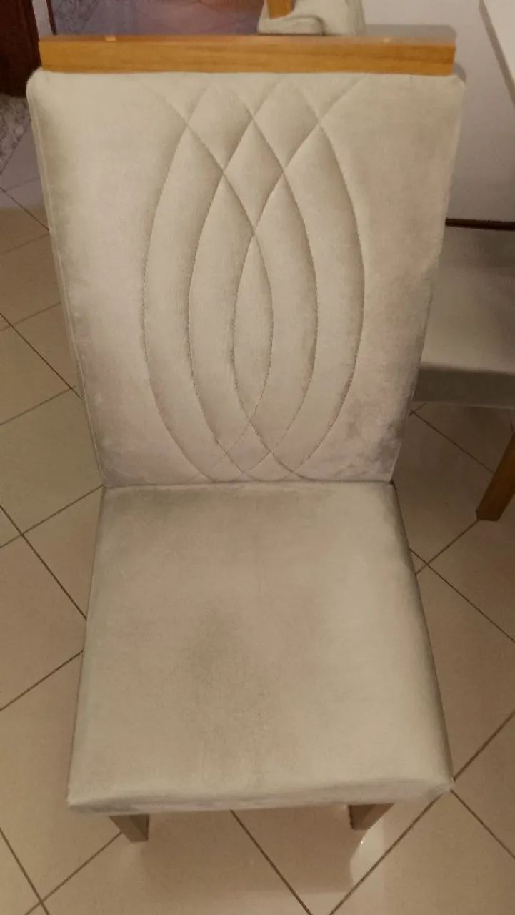 Mesa  com 6 cadeiras  - Foto 3