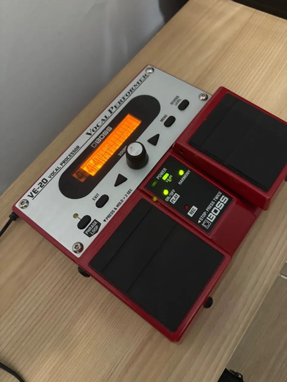 Pedal Processador Vocal Boss VE-20 - Equipamentos e Acessórios de