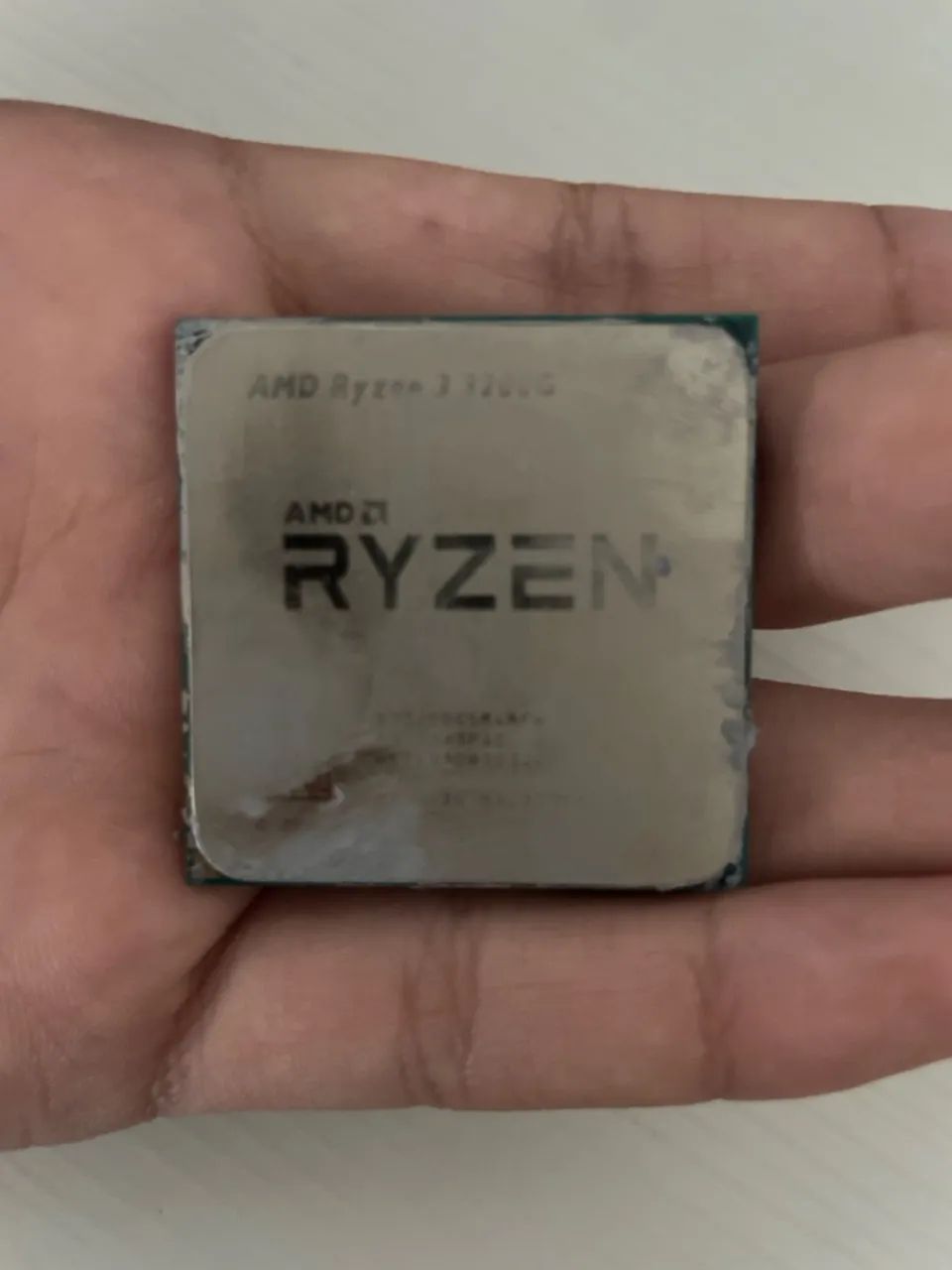 Ryzen 3 3200g e a320m