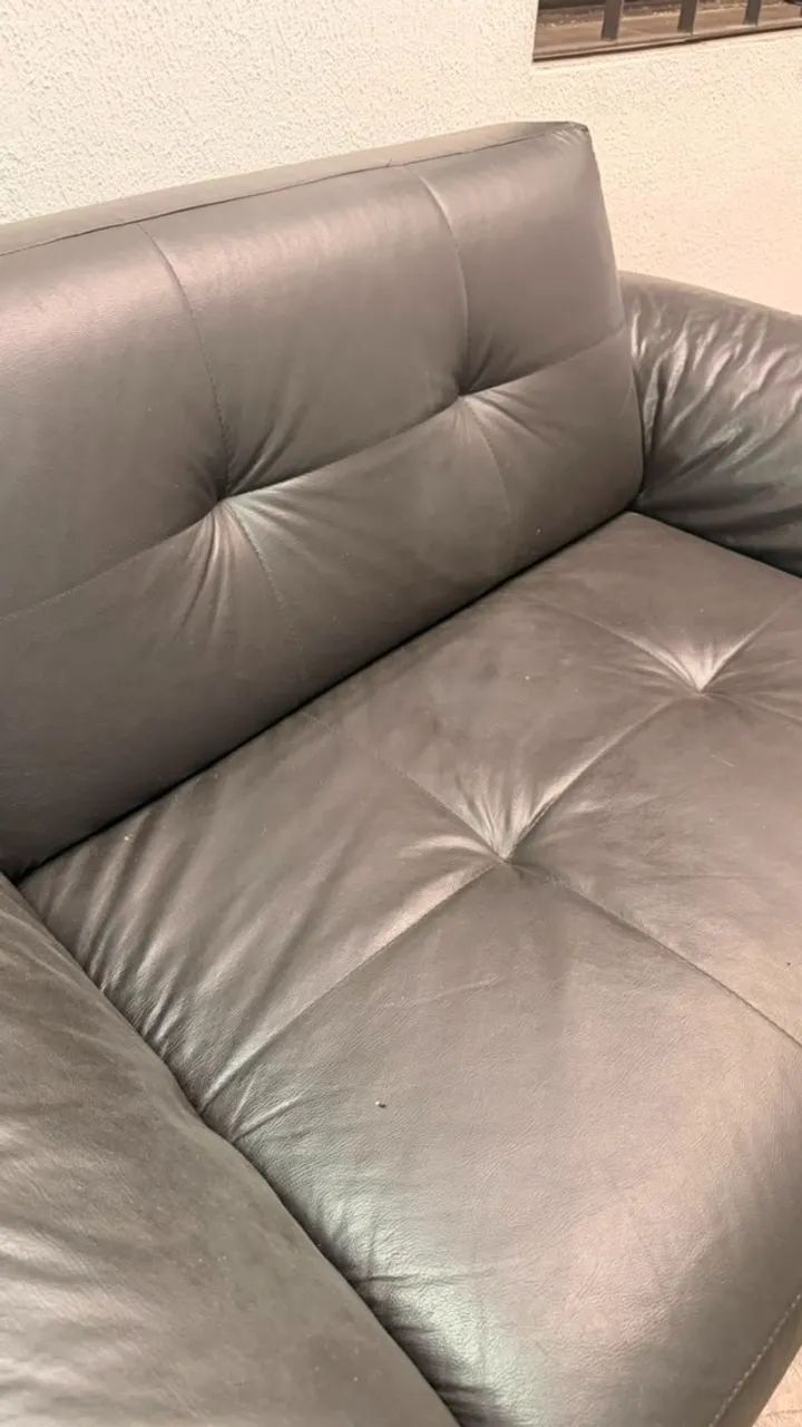Sofá 2 Lugares Preto - Confortável e Conservado - Foto 3