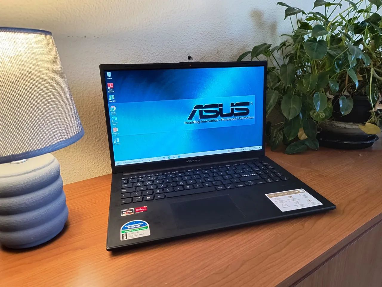 Notebook ryzen novo !!! abaixo de preço.