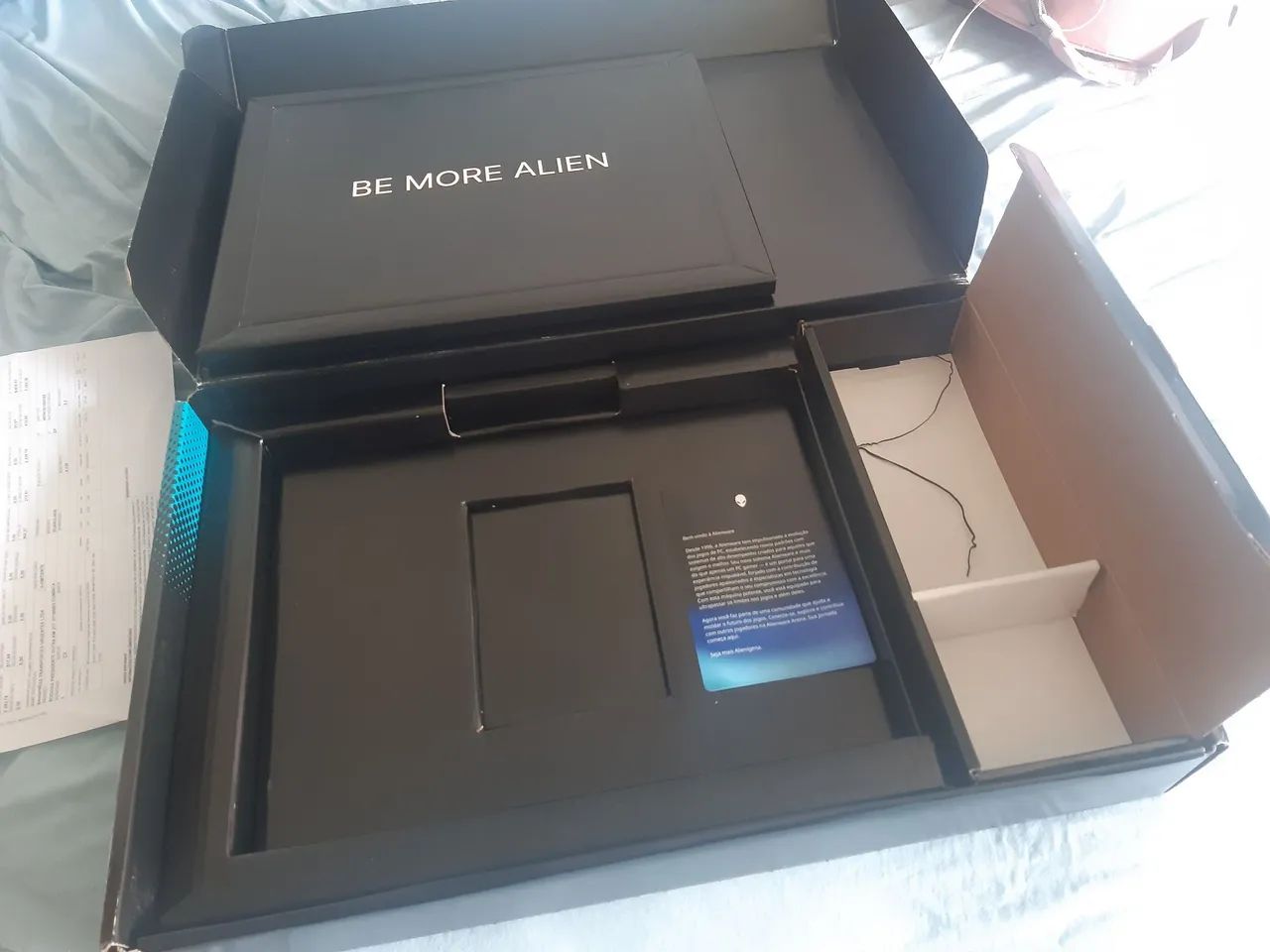 Caixa vazia notebook Dell Alienware 16 Aurora - Foto 3