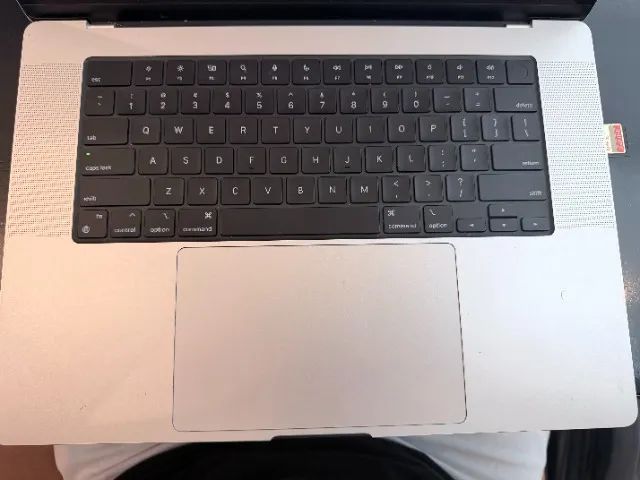 MACBOOK PRO M4 48GB - Foto 2