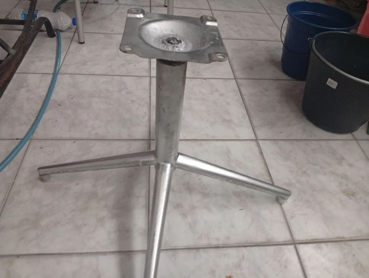 vendo base   de  centro  ferro110  