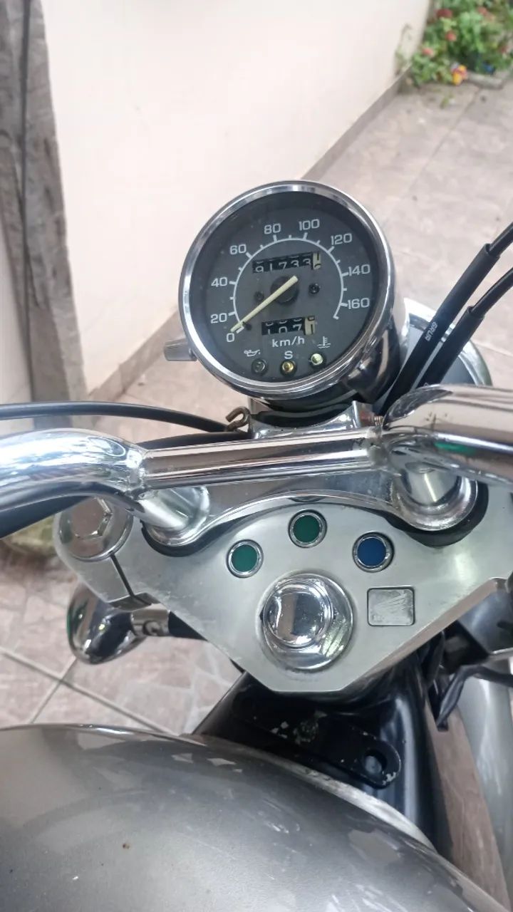 Shadow 600 revisada