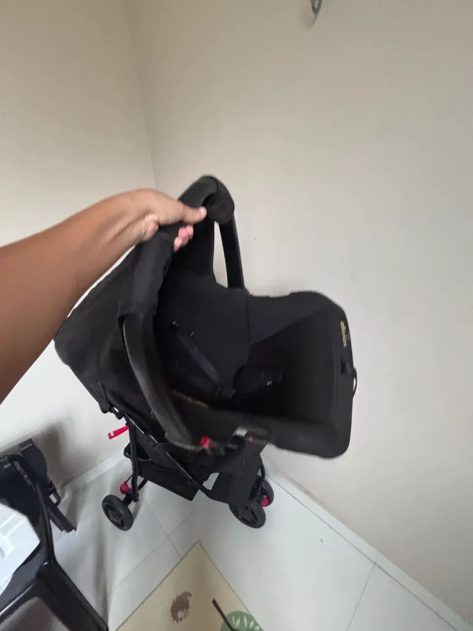 Carrinho + cadeirinha de bebê voyage - Foto 2