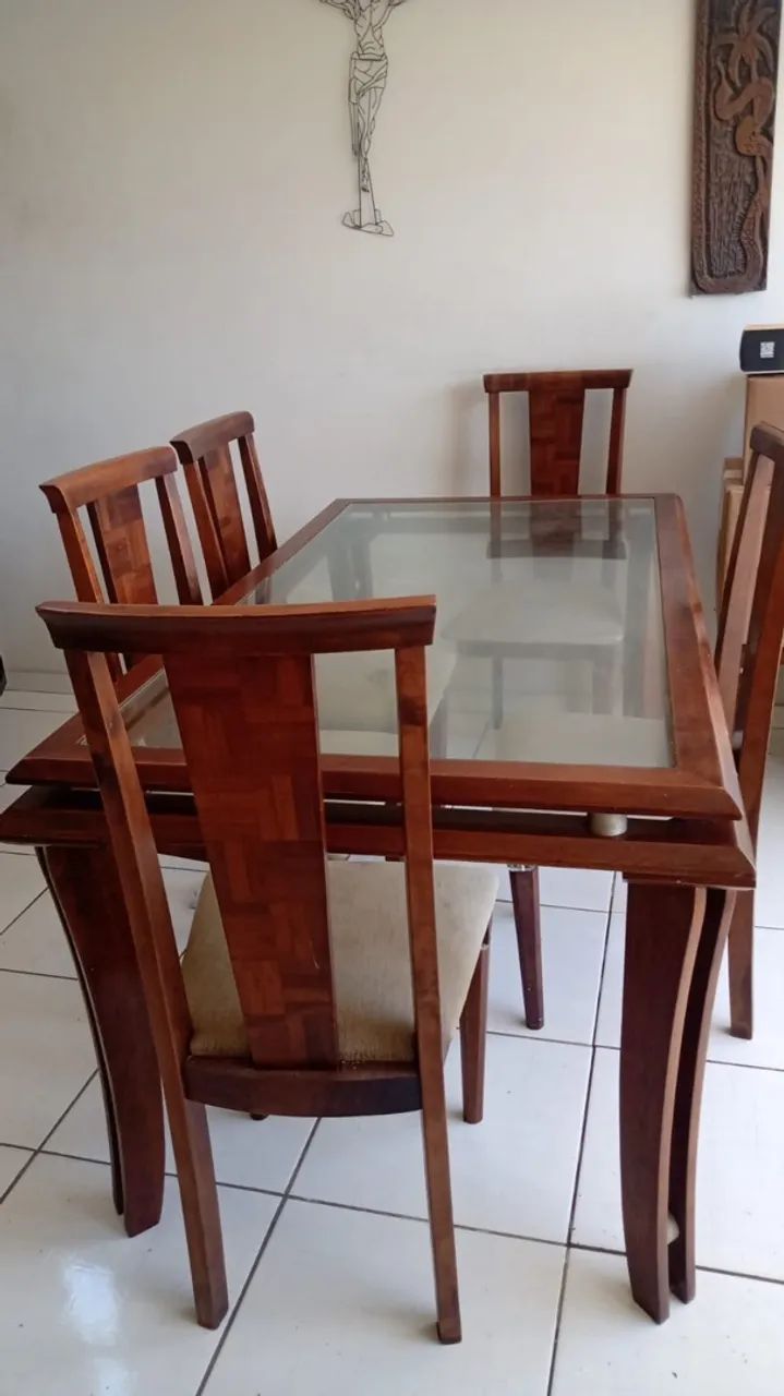 Mesa de Jantar com Tampo de Vidro + 5 Cadeiras