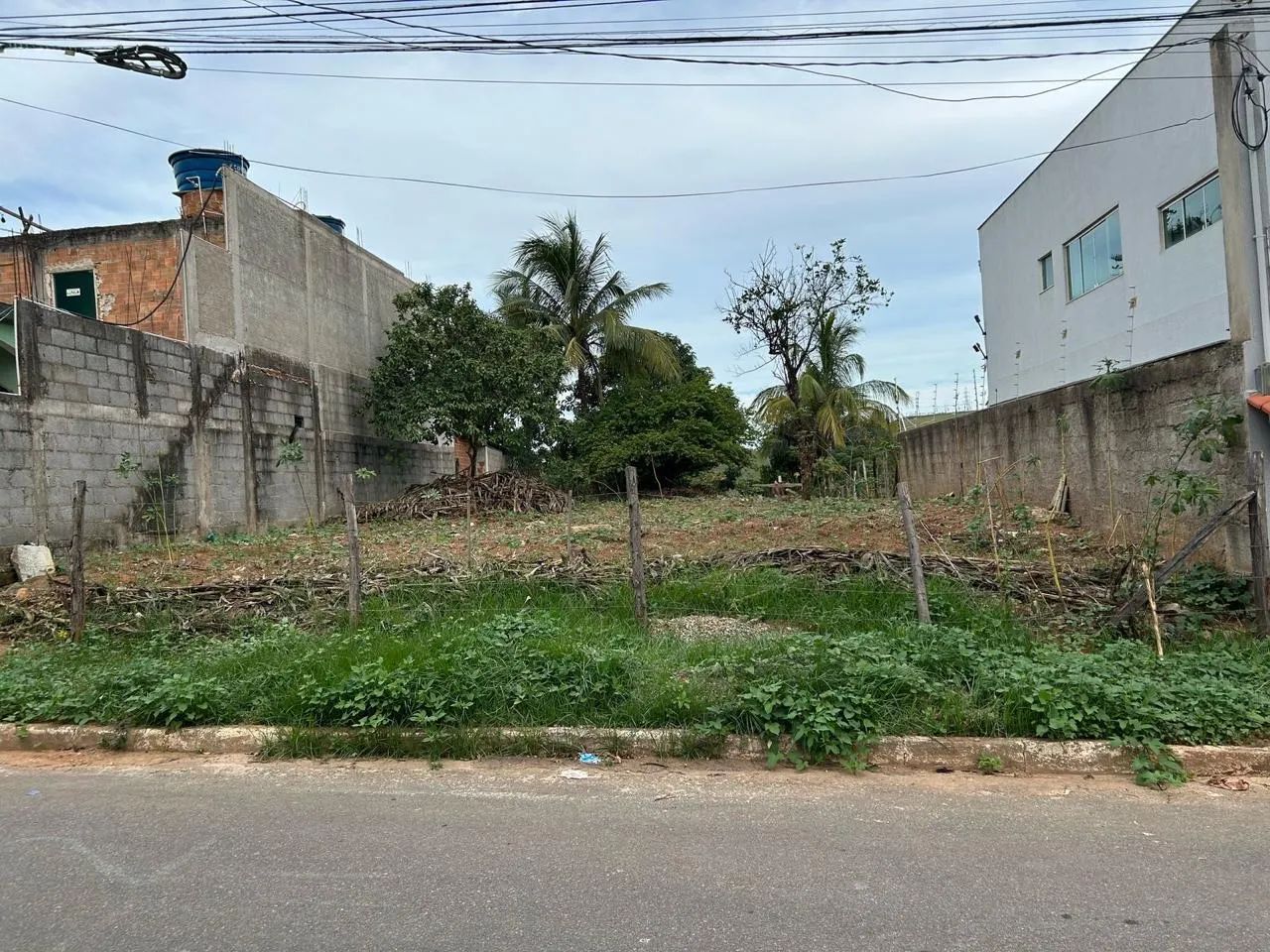 Excelente Lote no Coramara (402 m2) - Foto 2