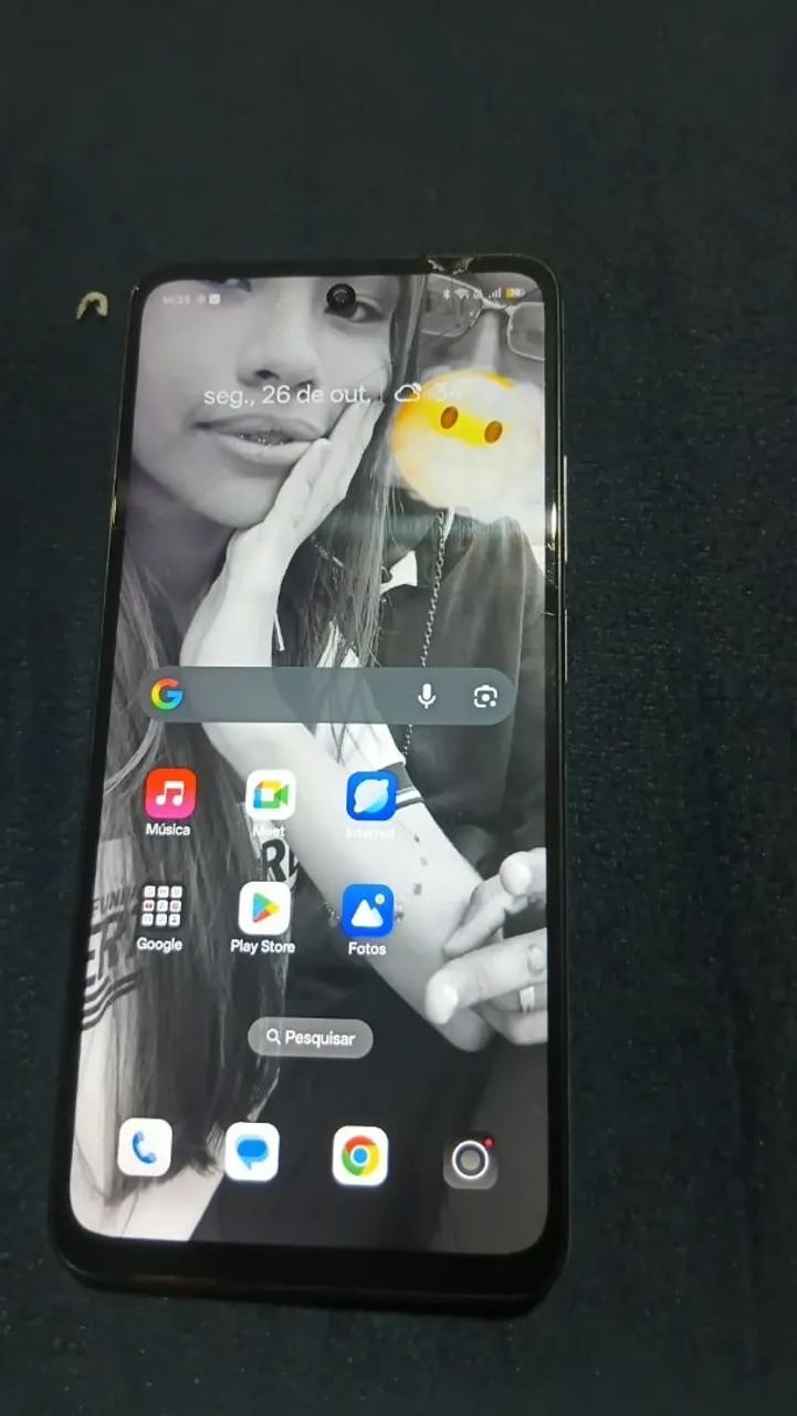 Realme C65 