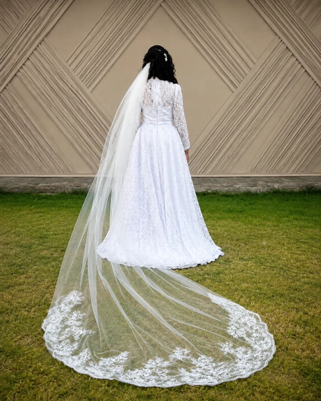 Vestido de Noiva + Grinalda - Foto 3
