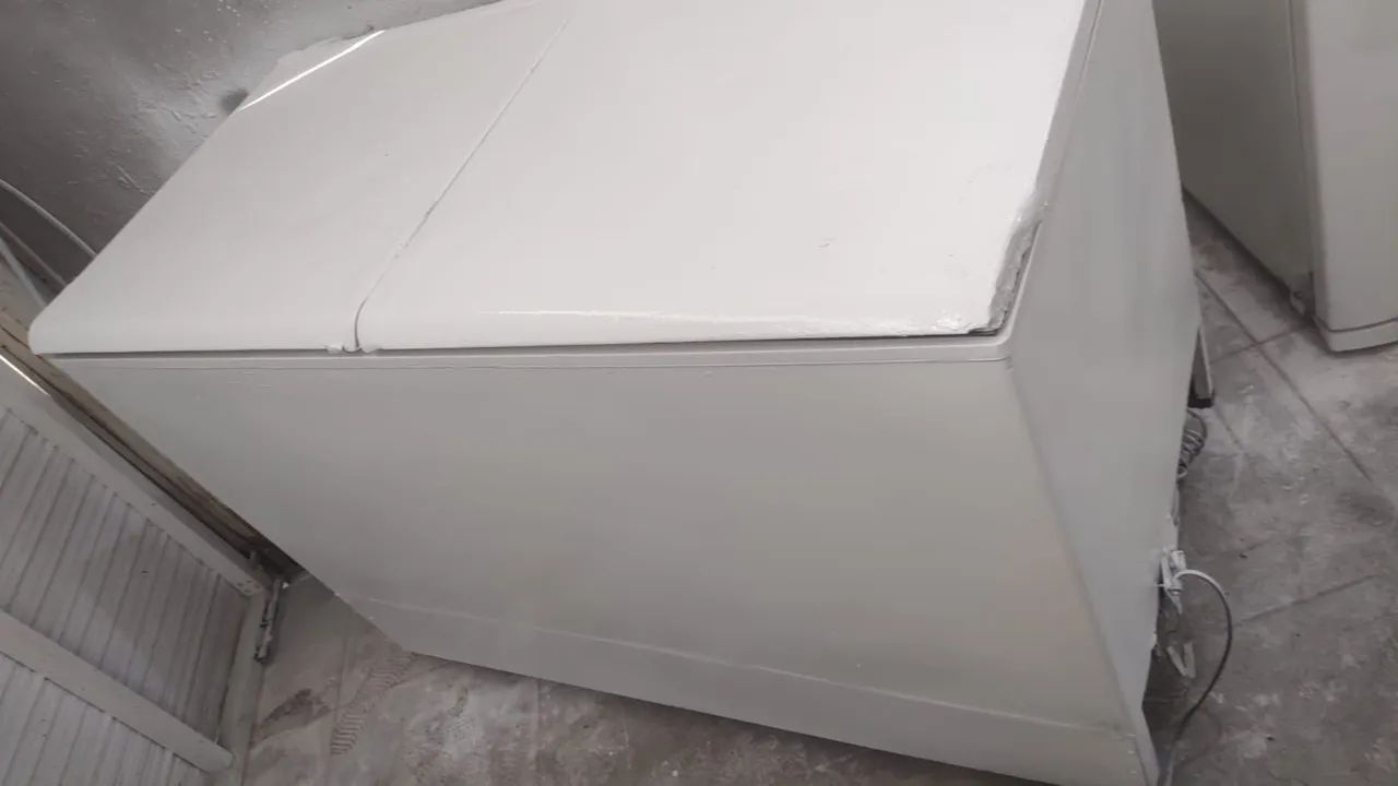 Freezer esmaltec 2 portas 