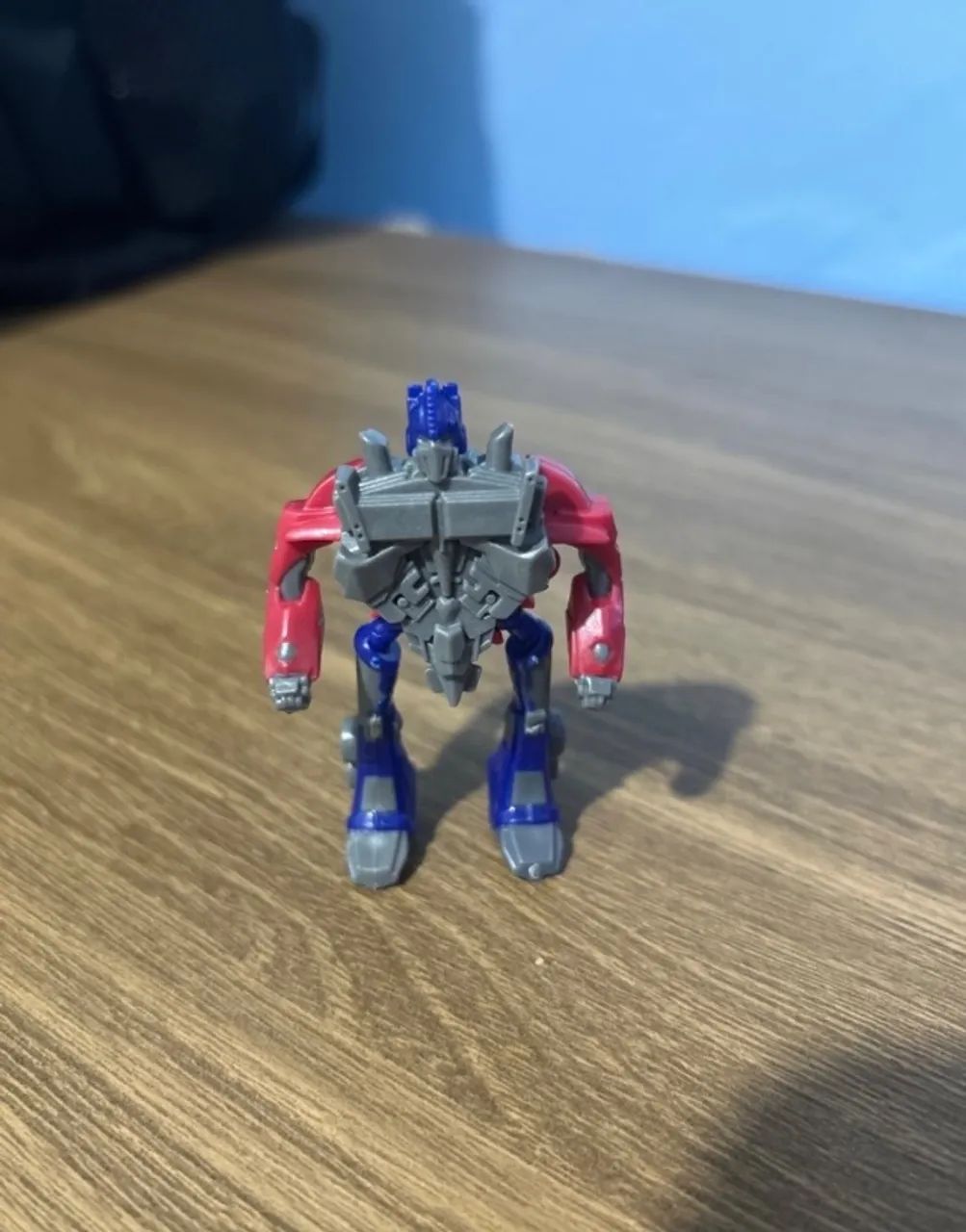 Boneco transformers kinder ovo