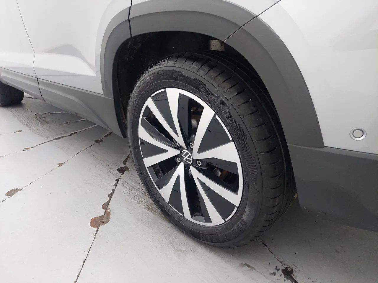 Volkswagen Taos Highline 1.4 250 TSI Flex Aut., foto 12 de 18
