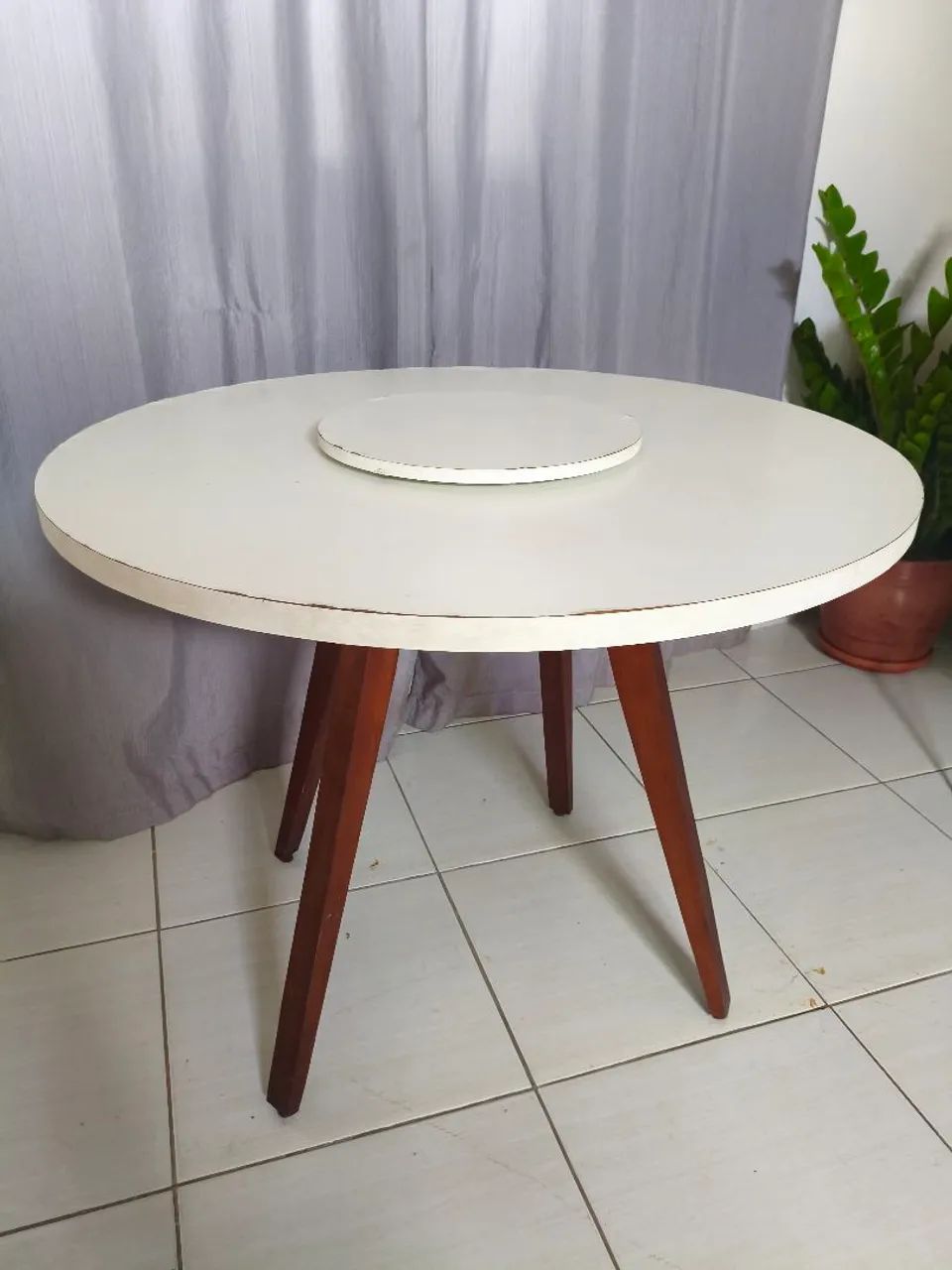 Mesa de jantar Prato Giratório 