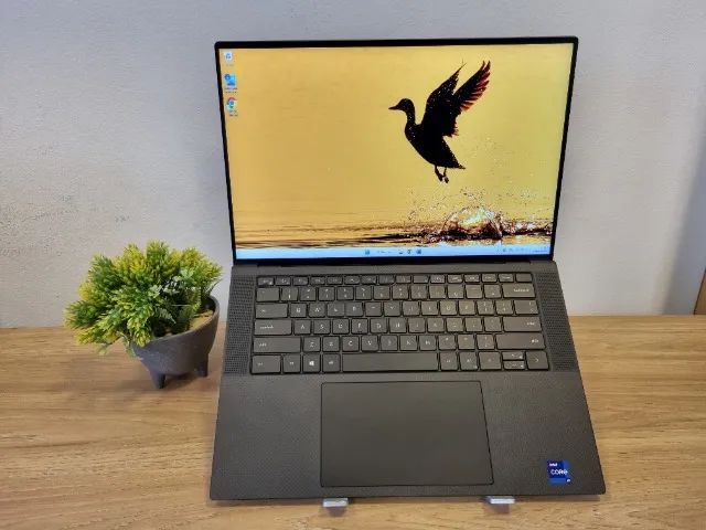 Notebook Dell Precision 5560 - Core i9 | 11ª geração | 512GB SSD | 32GB DDR4 | 14"