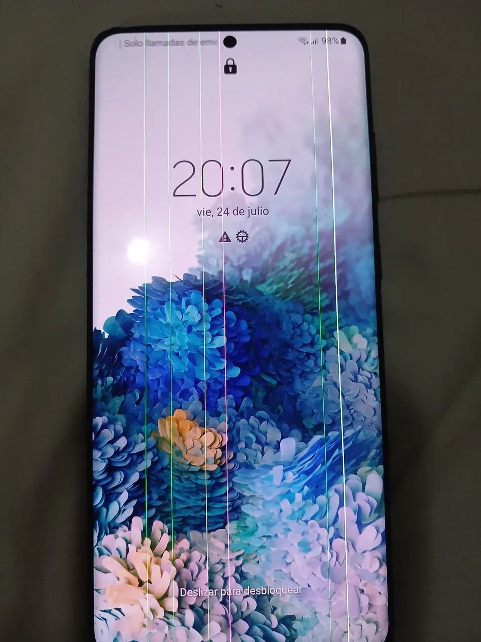 Celular Galaxy S20 Plus 128GB - Excelente estado! - Foto 2