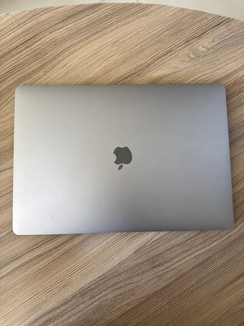 MACBOOCK PRO 16