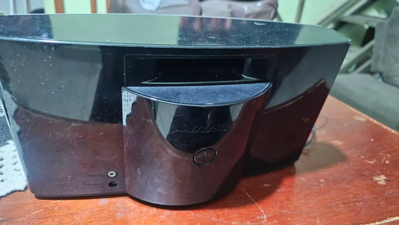 Som bose sounddock caixa bose c  Bluetooth alta qualidade e potencia da marca  - Foto 3