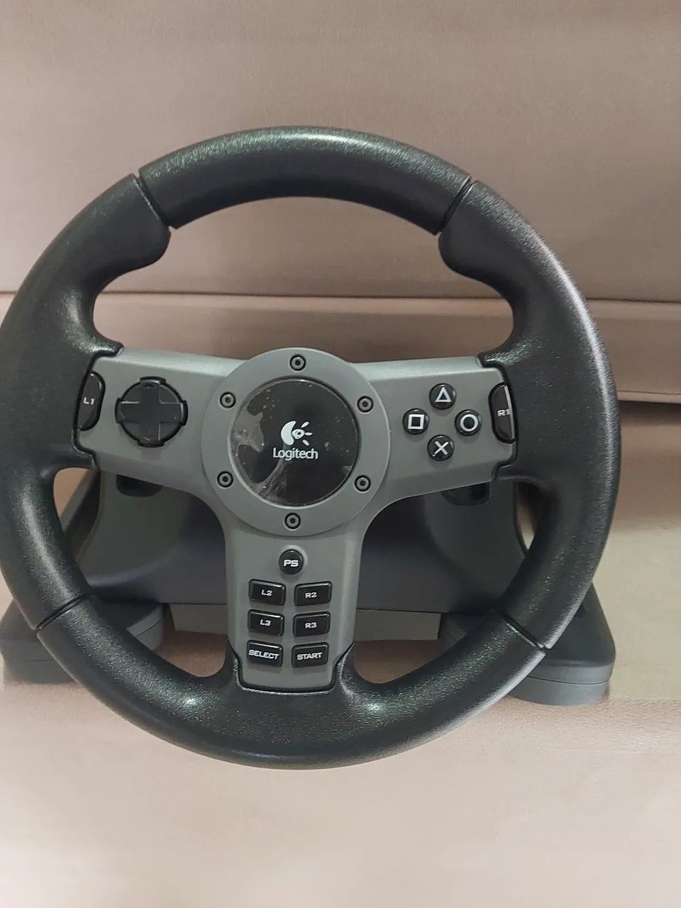 Volante logitech  - Foto 5