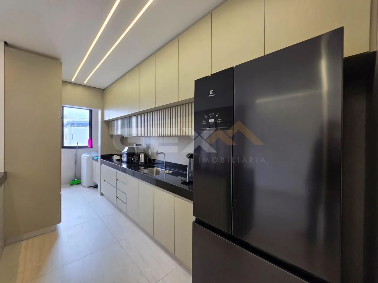 Apartamento à Venda com 03 Quartos no Bairro Sidil em Divinópolis MG. - Foto 3