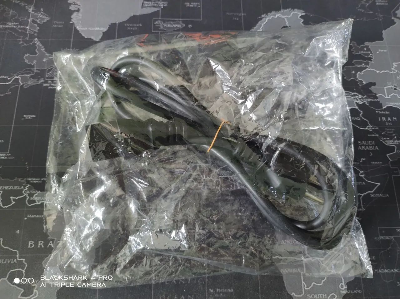 cabo de alimentação com plugue NEMA 5-15P e conector IEC 60320 C13. - Foto 5
