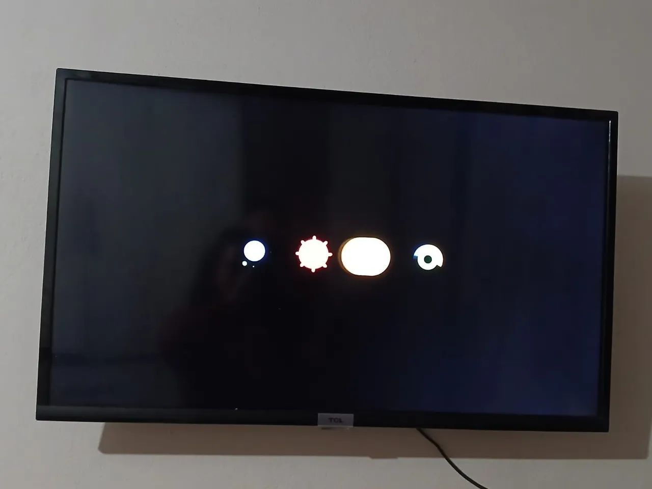 Tv tcl para retirada de peças 