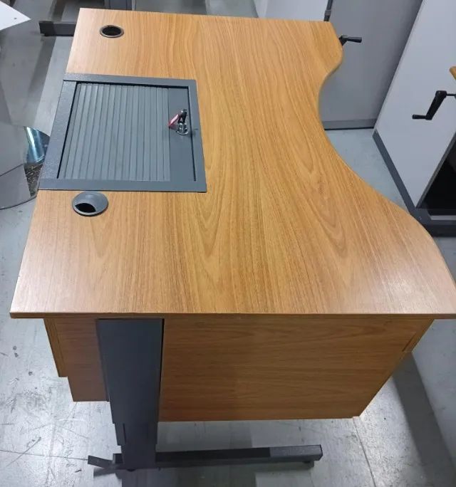 Mesa de check-out com regulagem de altura - Foto 2