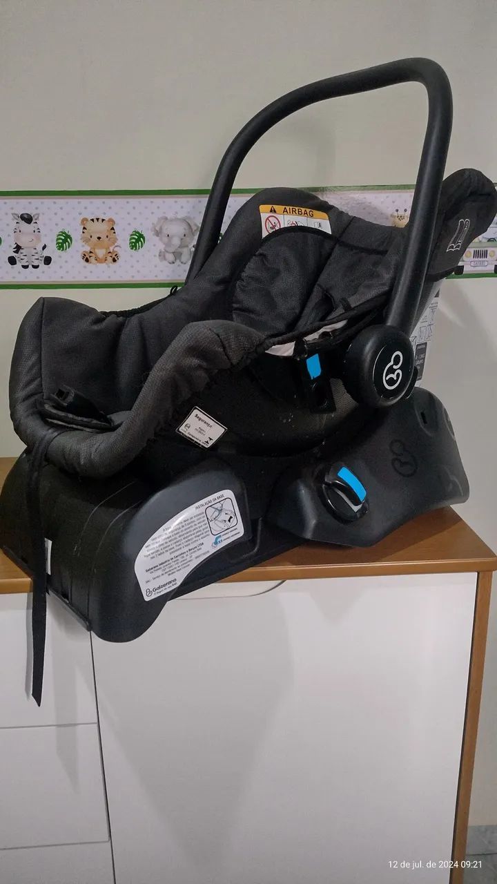 Bebê conforto com suporte