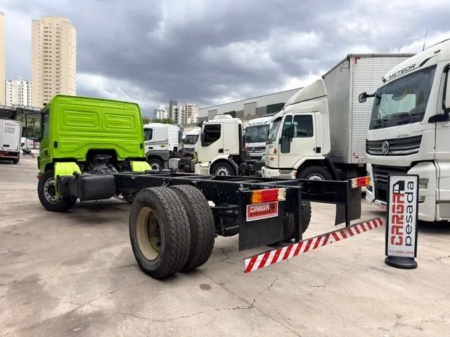Mercedes-Benz Atego 1719 4x2 2016 caminhao toco 