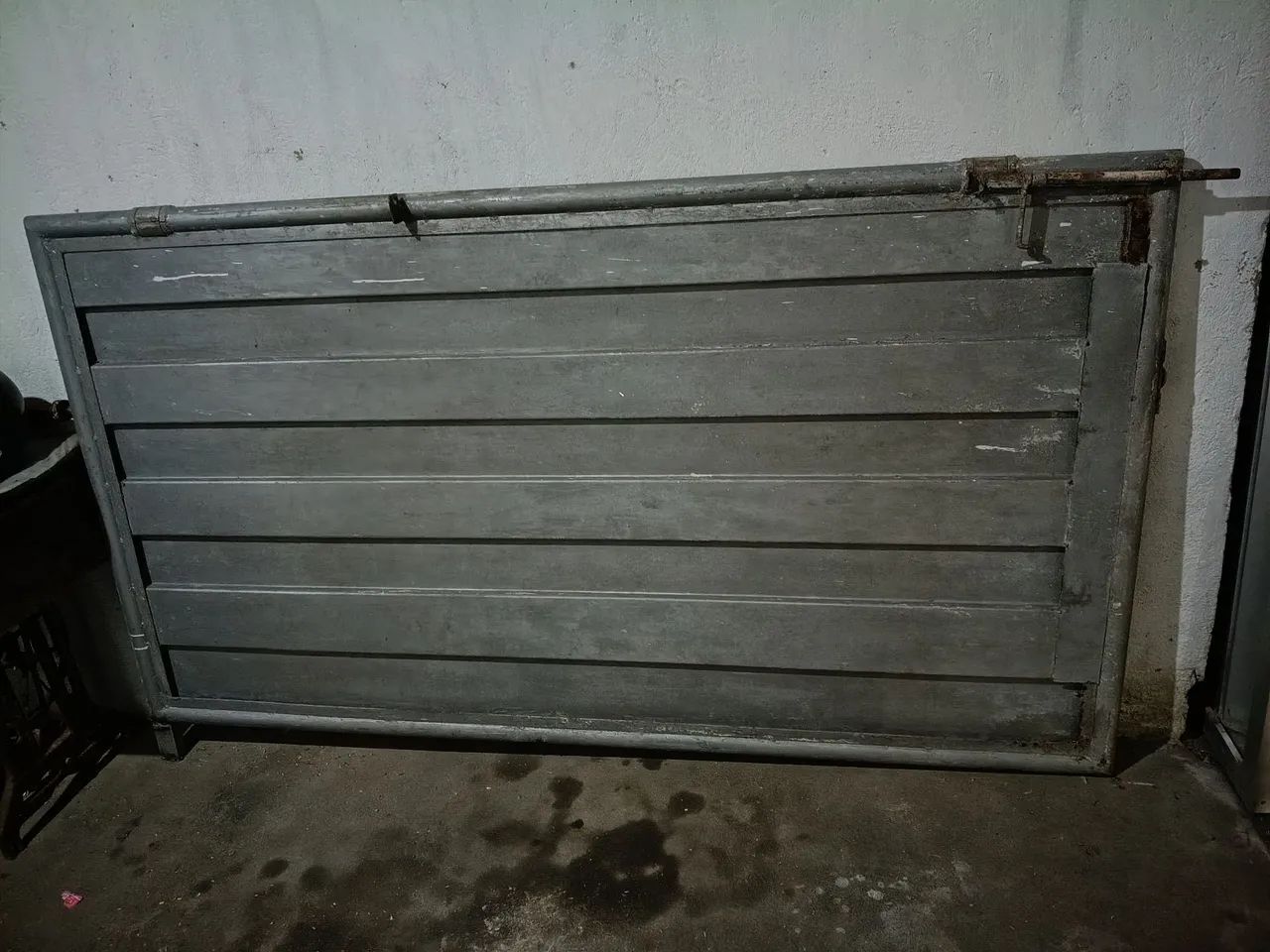 Vendo portão de ferro 