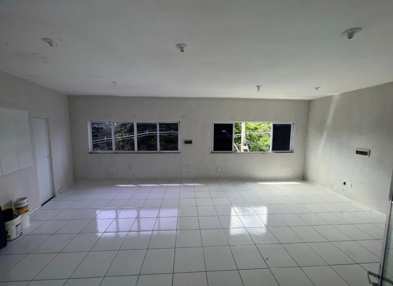 Salas comerciais no centro da messejana 