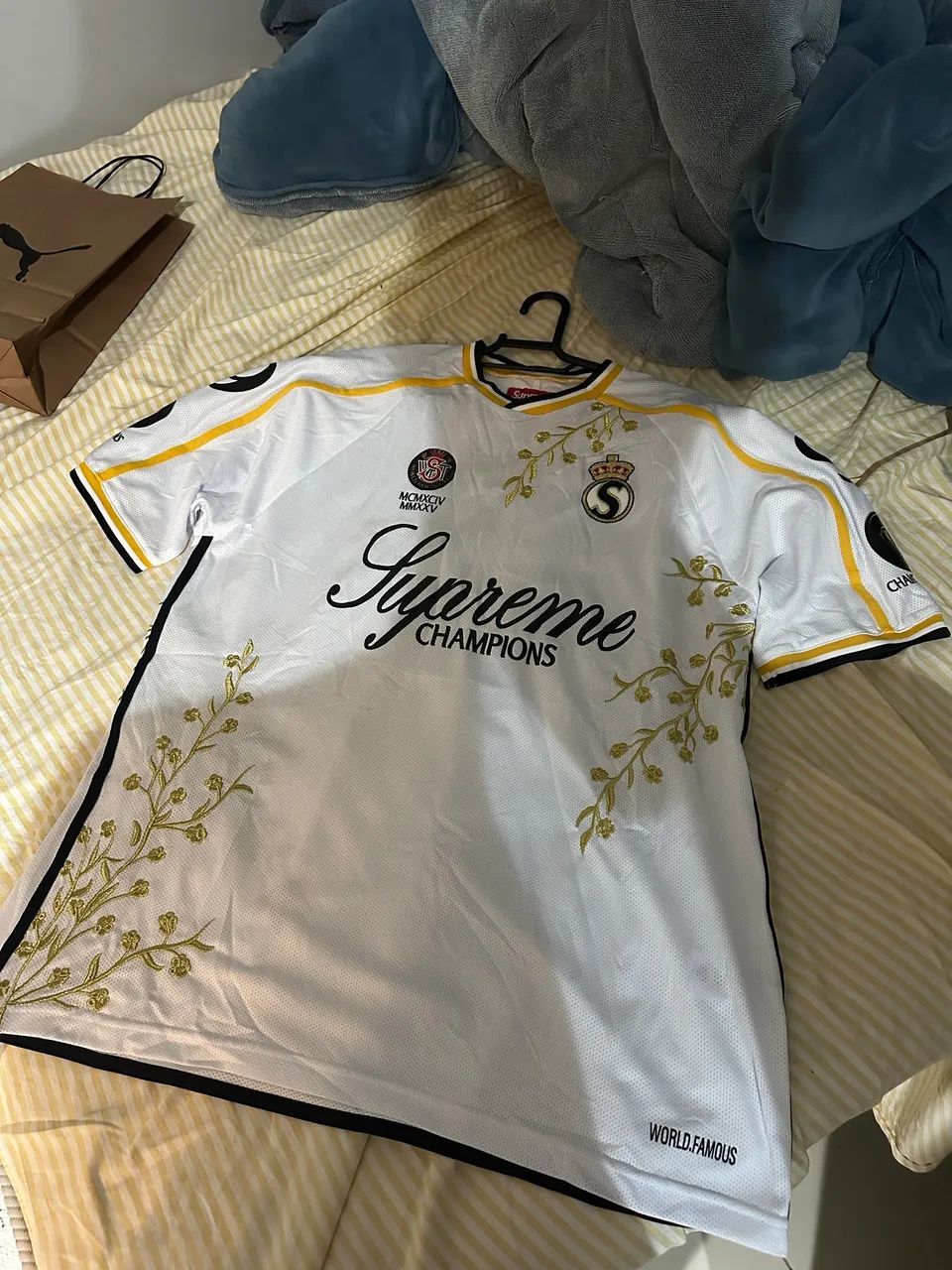 Camiseta Supreme Madrid