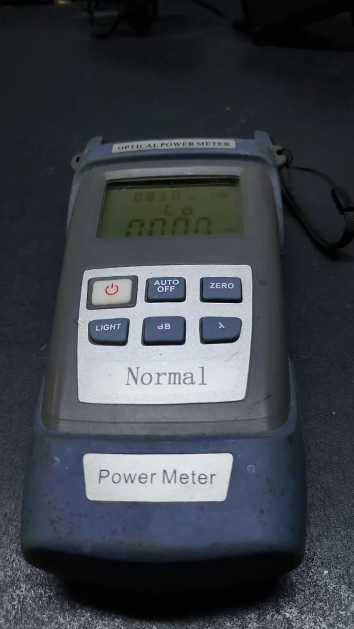 VENDO UM MEDIDOR DE POTÊNCIA ÓPTICA 