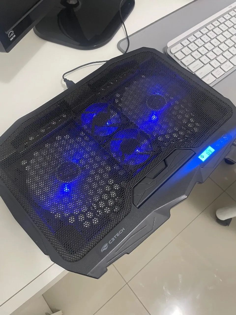 Base Cooler Notebook até 17,3" - Pouco Usada - Foto 2