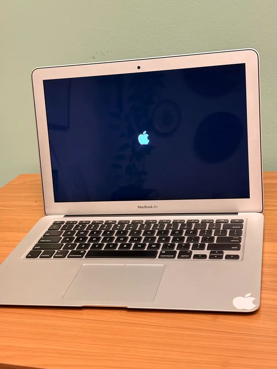     MacBook Air | Intel i5 | 8GB RAM | Ótimo Estado  - Foto 2