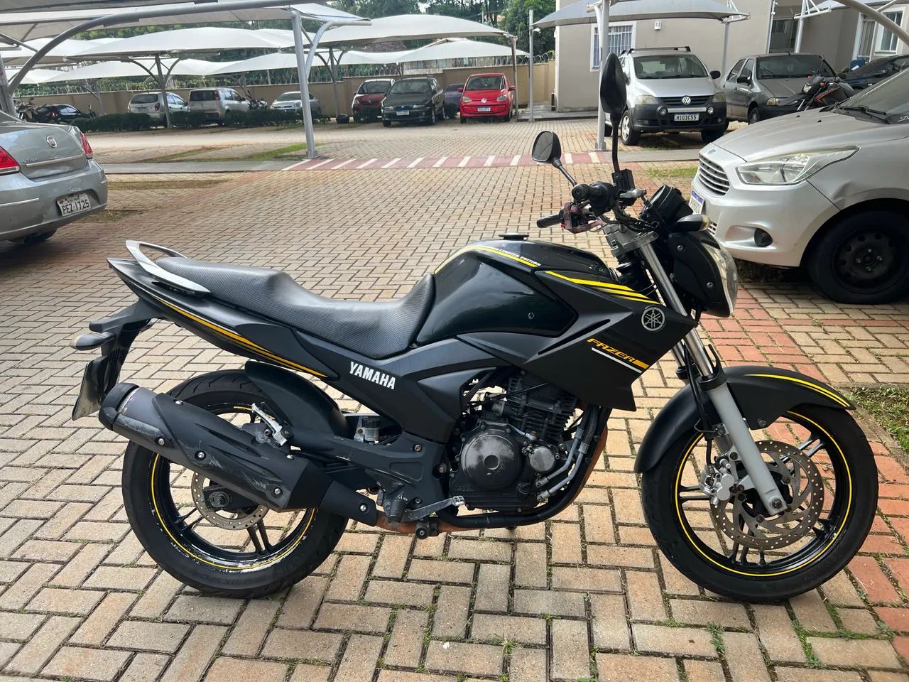 Moto Top