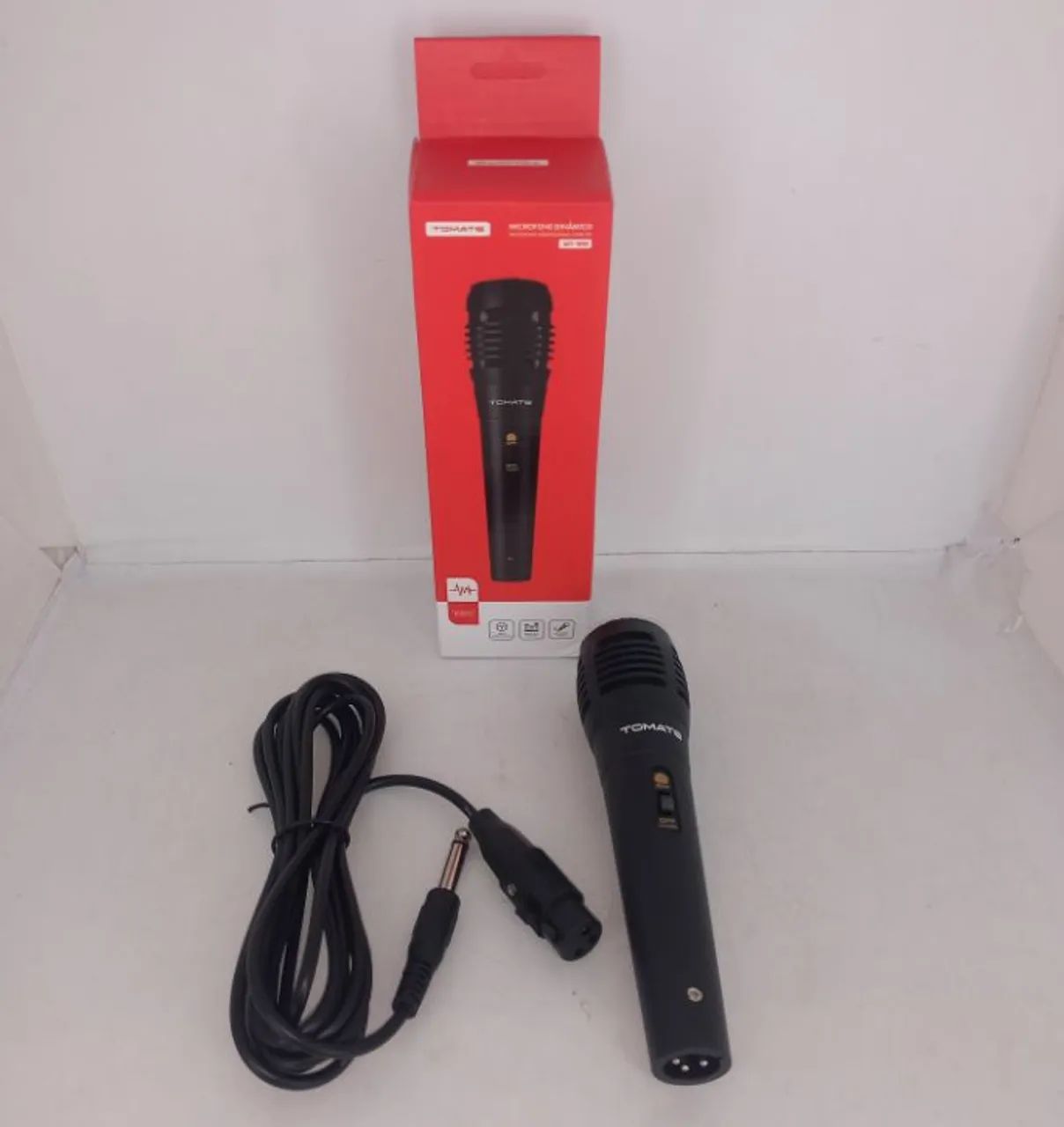 Microfone com Fio Tomate 