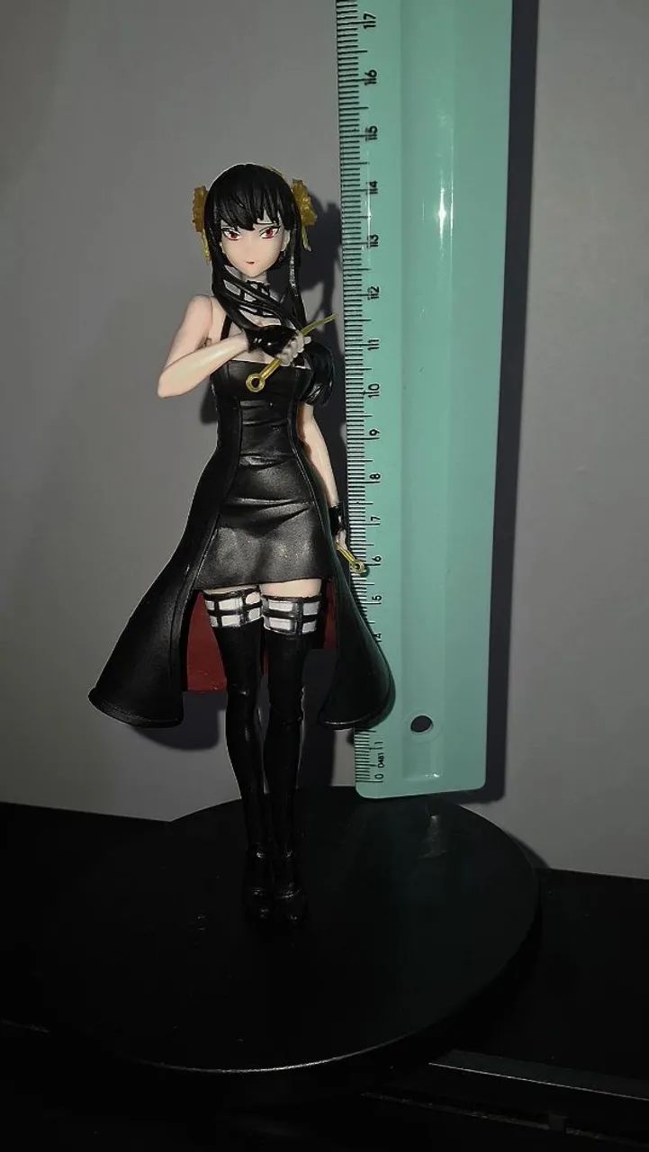 Action Figure YOR FORGER  - Foto 2