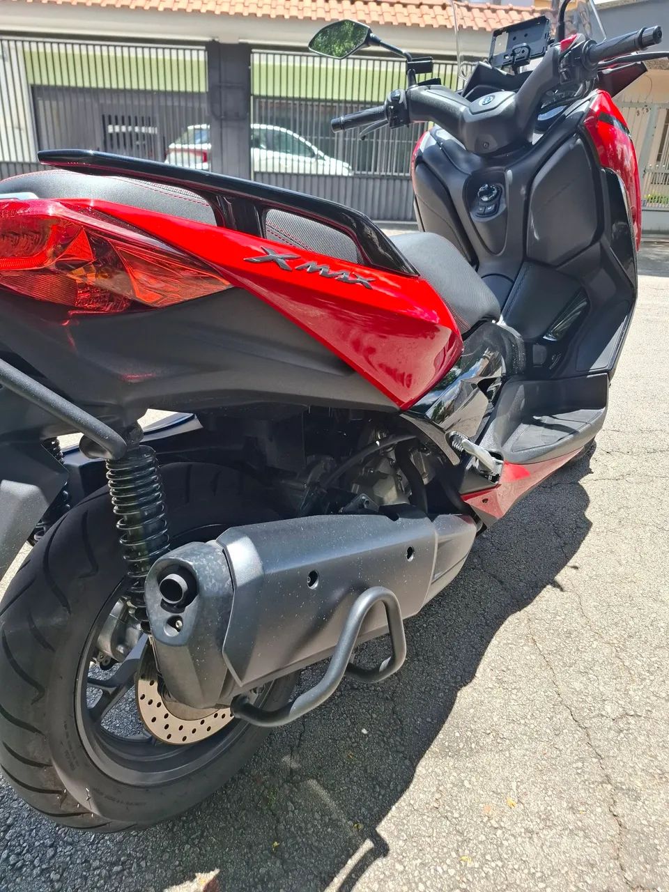 Scooter Xmax 2024 - km baixo  - Foto 4