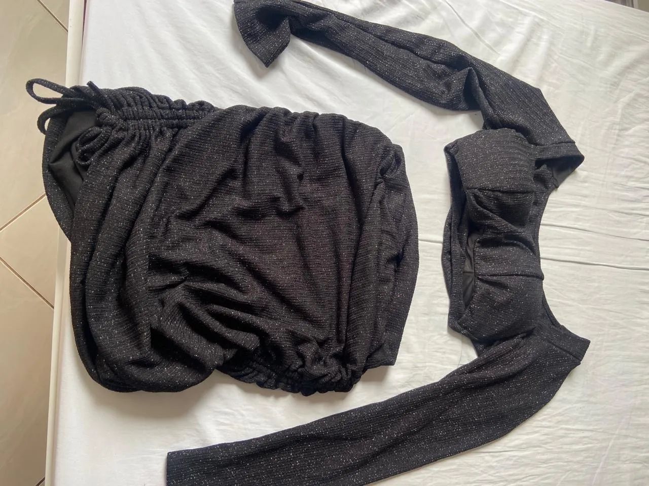 Conjunto preto de brilho 