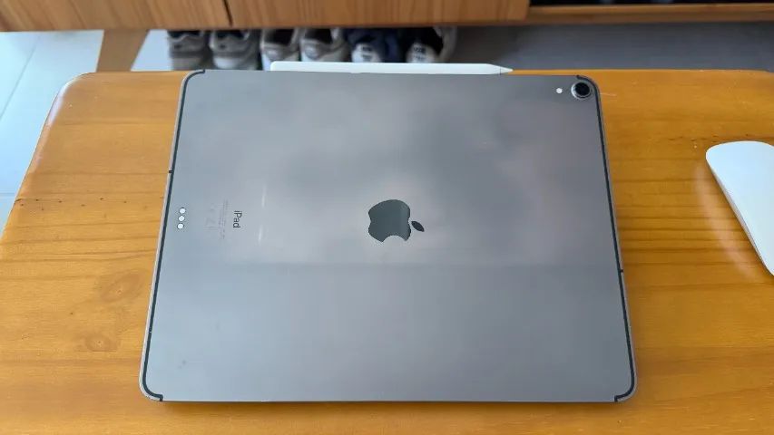 iPad Pro 12.9 3a Gen + Apple Pencil + Capa/teclado Logitech - Foto 5
