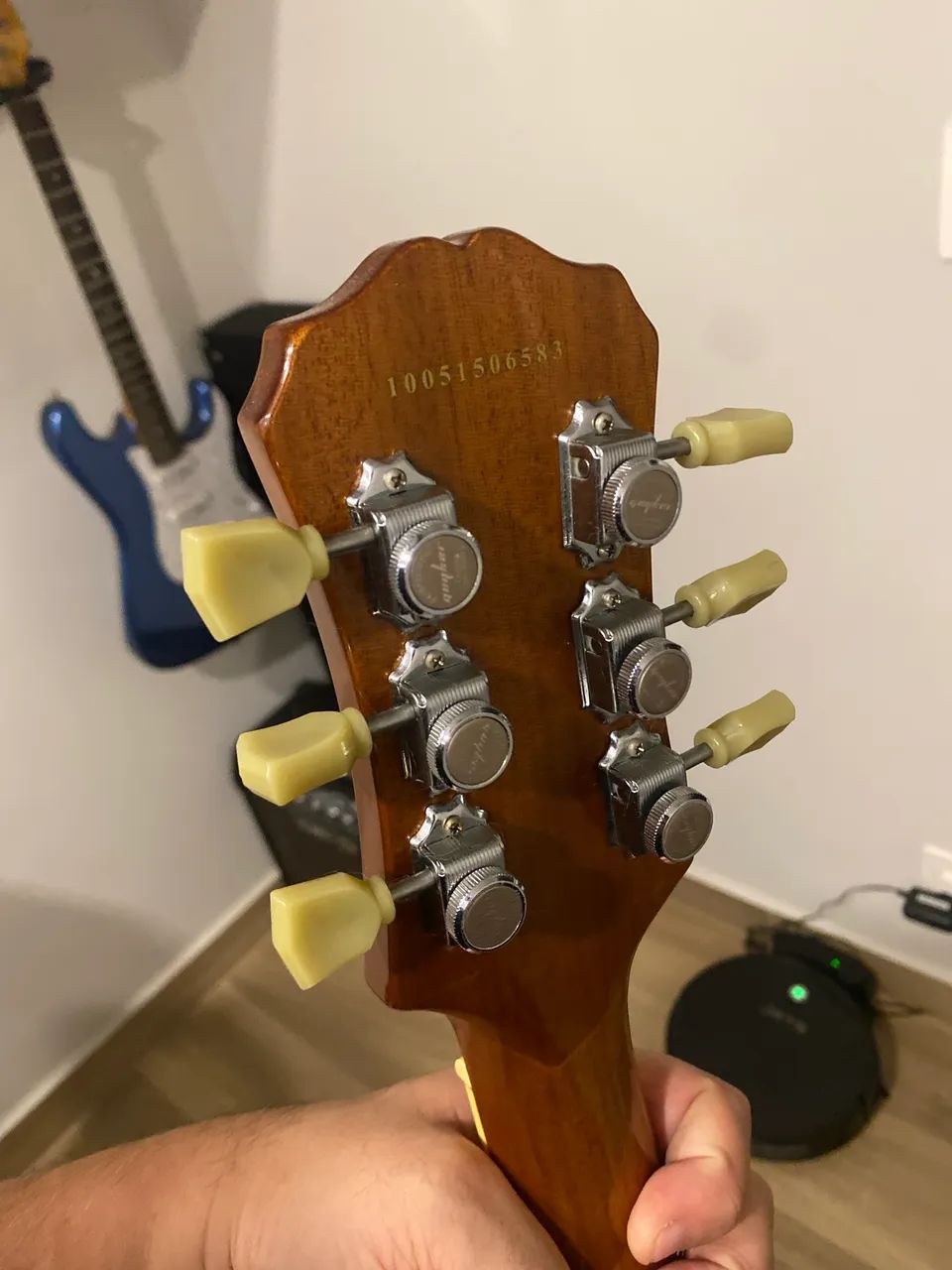 Guitarra Les Paul Epiphone Standard - Honey Burst - Instrumentos