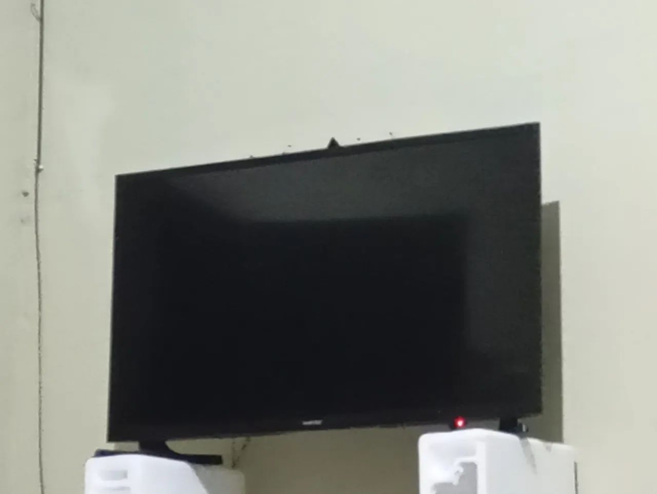 Tv  1 smart e outra não. - Foto 3