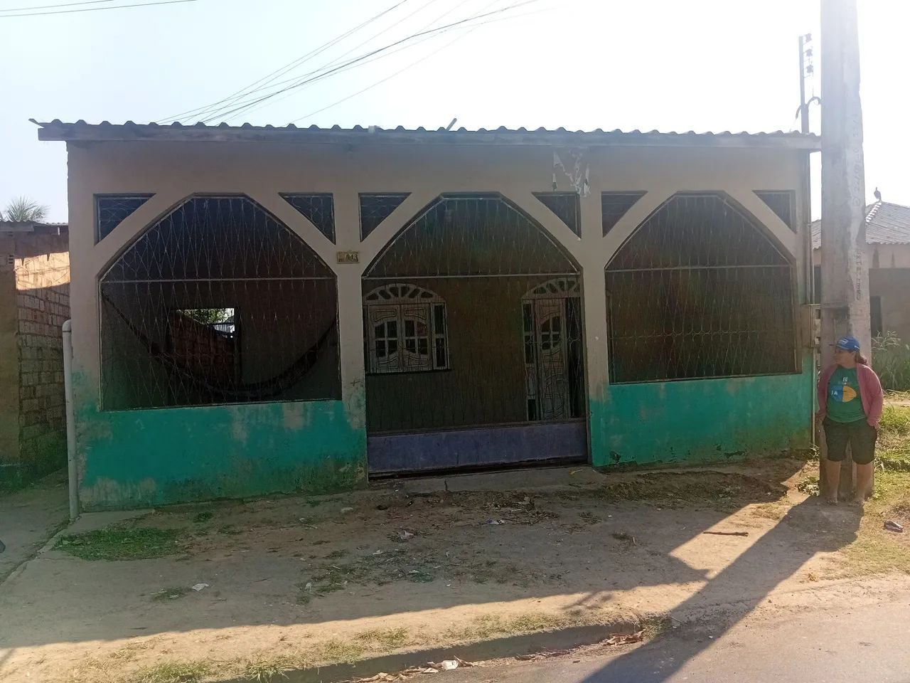 Uma Casa Grande com 02 quartos