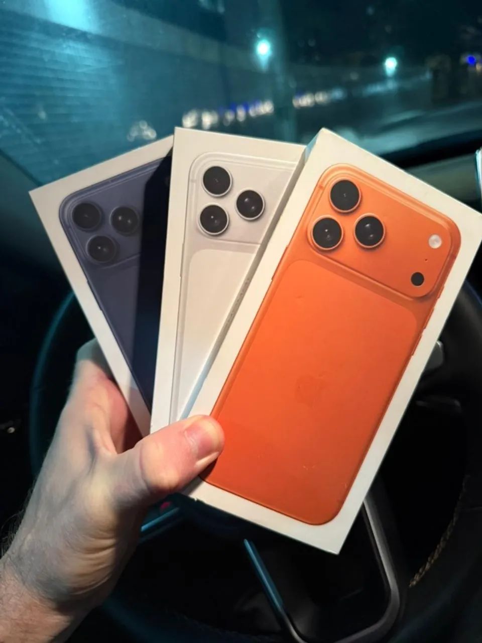iPhone 17 Pro 256GB Lacrado Silver e Laranja 