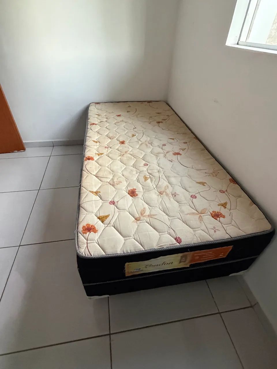 Cama box solteiro 