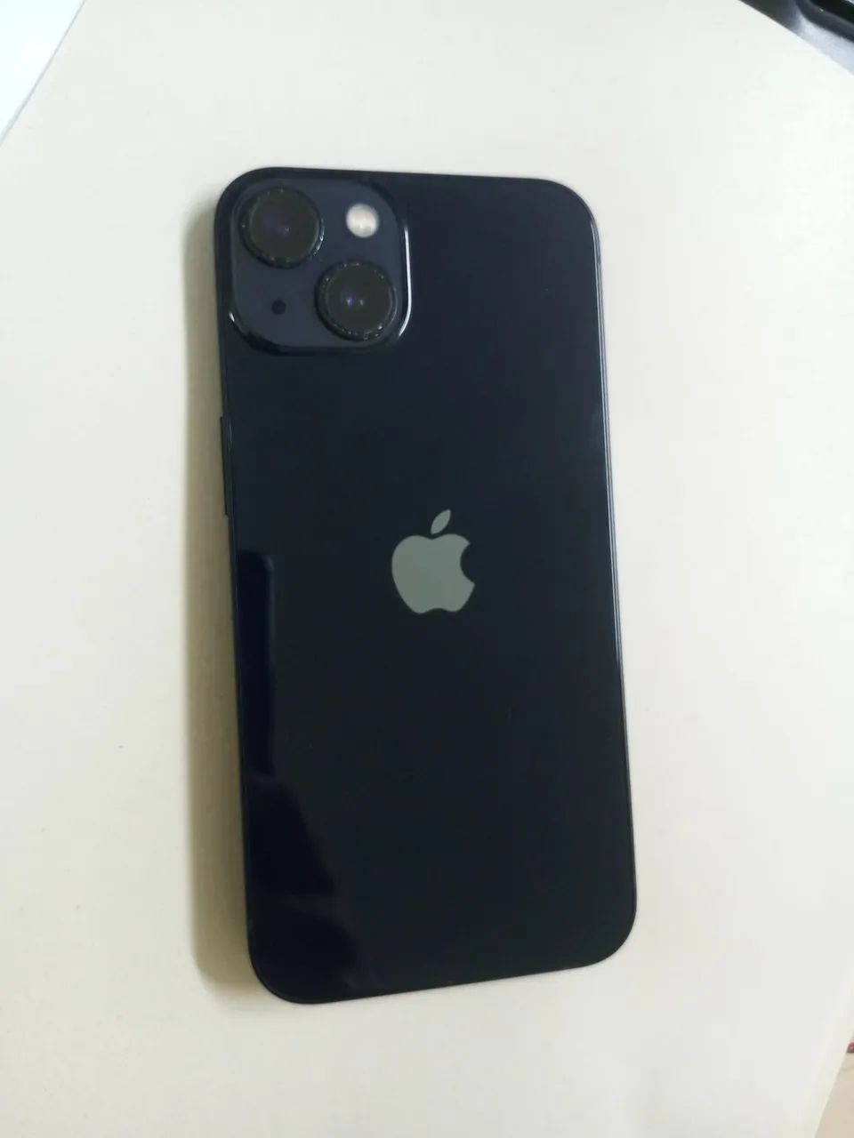 iPhone 13 128GB preto, 12 meses de uso, único dono, bateria 88