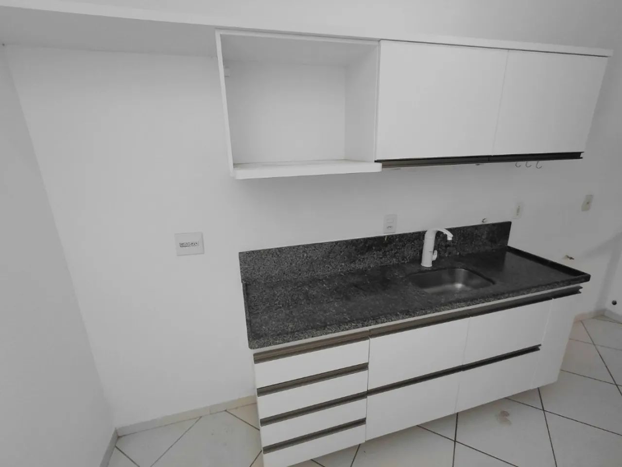 Casa de Condomínio com 3 quartos para alugar em Serra - Foto 5